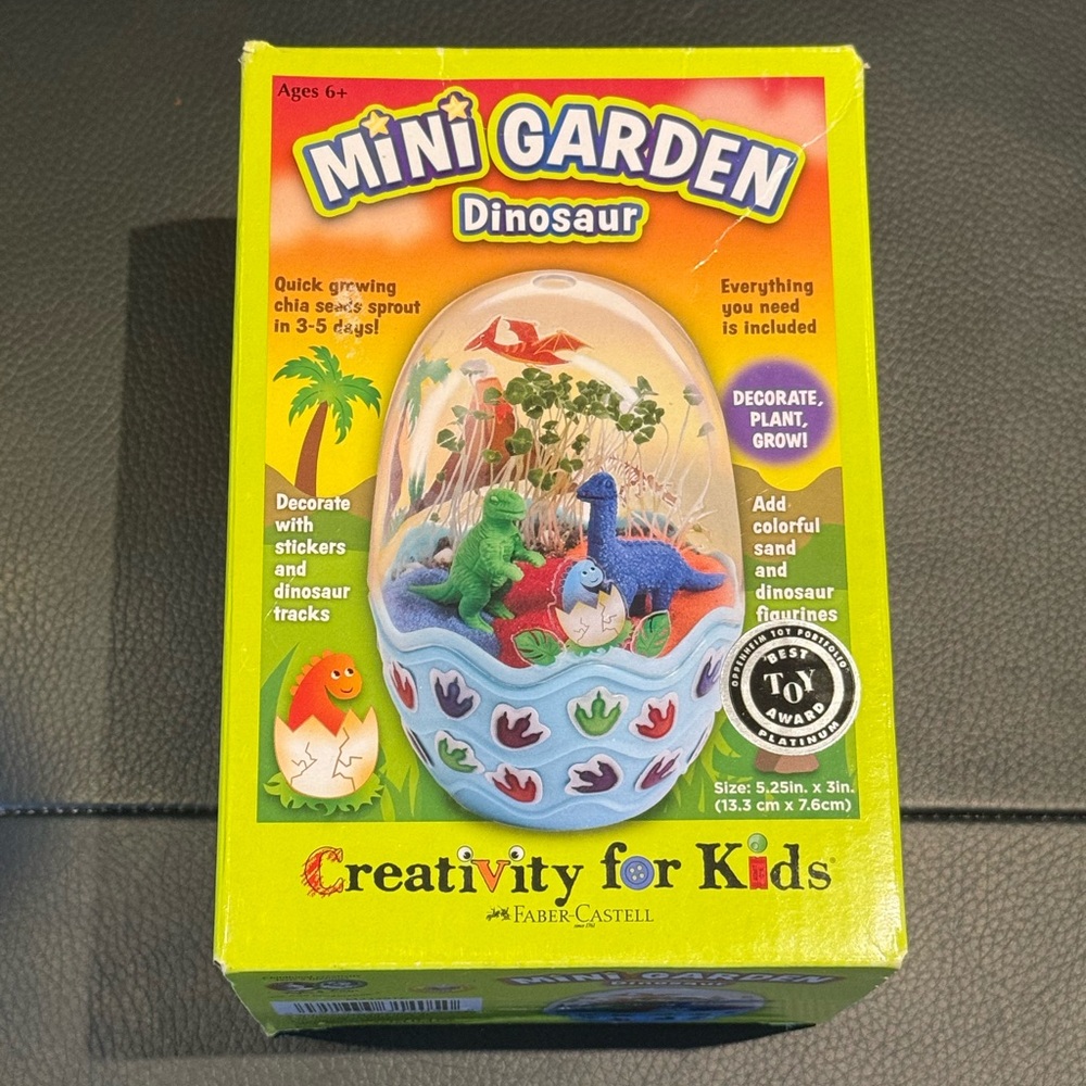 Mini Garden Dinosaur Kit - Green and Blue